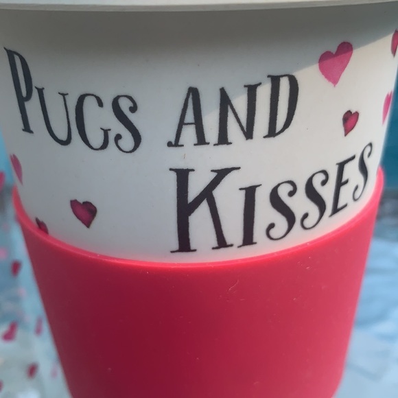 New Milly Green pugs and Kisses drink set - Picture 12 of 13